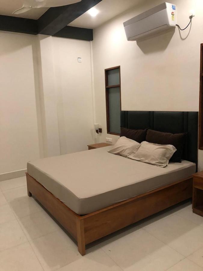 Dakini House Hotel Siliguri Luaran gambar